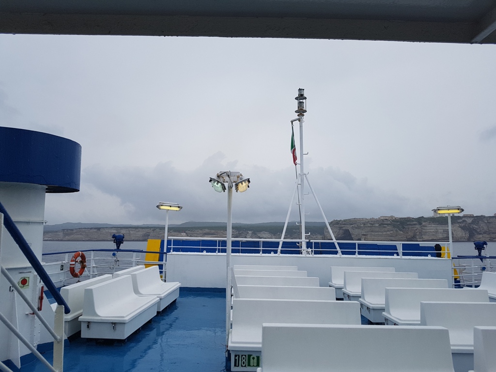 Ferry vers la Sardaigne
