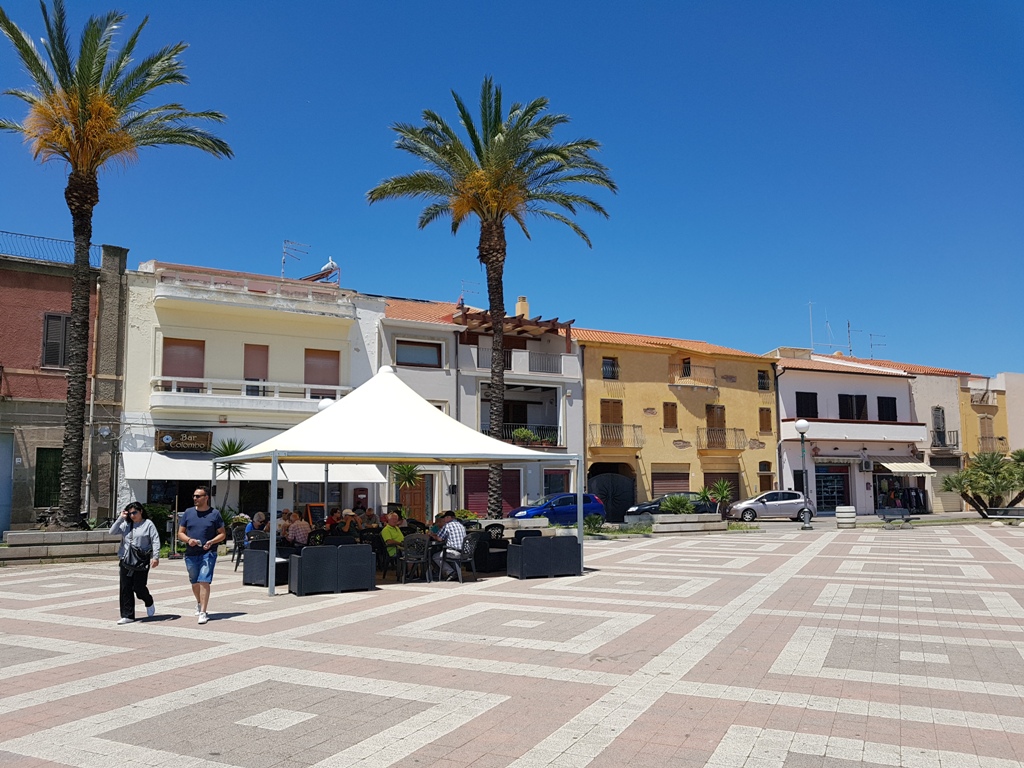 Sur le port de Sant'Antioco