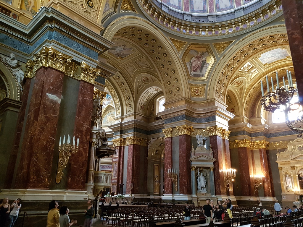 La Basilique Saint-Etienne
