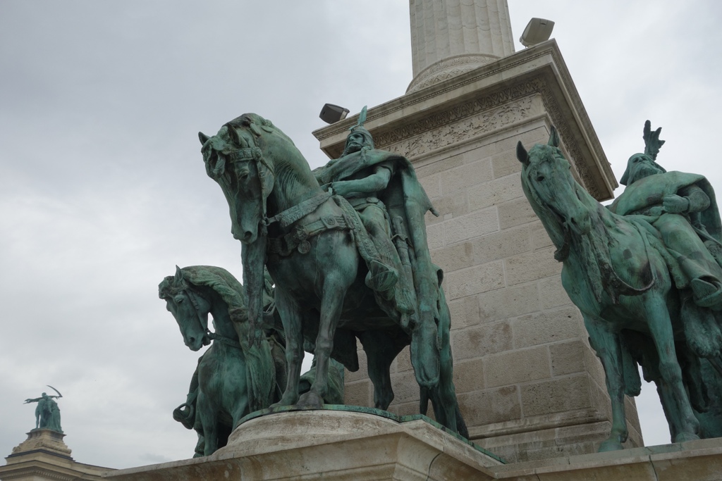 Hősök tere (La place des héros) et le Monument du Millénium